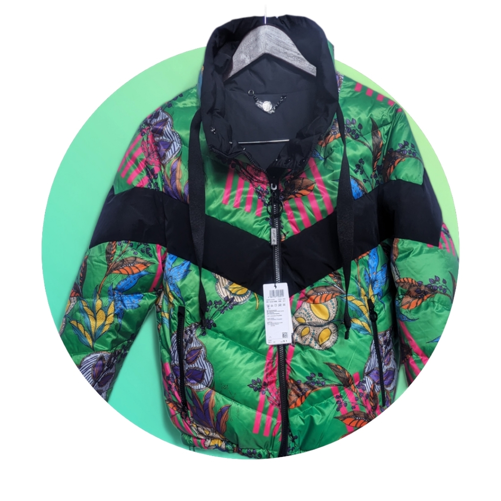 MARC CAIN multi-color, DOWN, puffer jacket NWT MSRP $760.00.  SZ N1  REVERSIBLE!